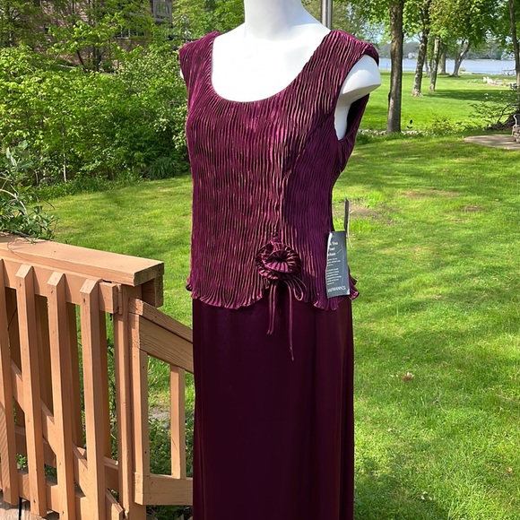 NWT Patra elegant gown 14 - Picture 3 of 11